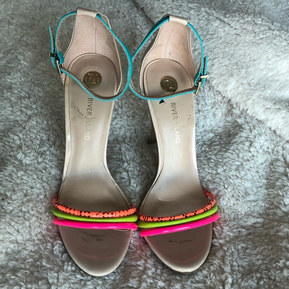 Nude patent sandals - Picture 3 of 4